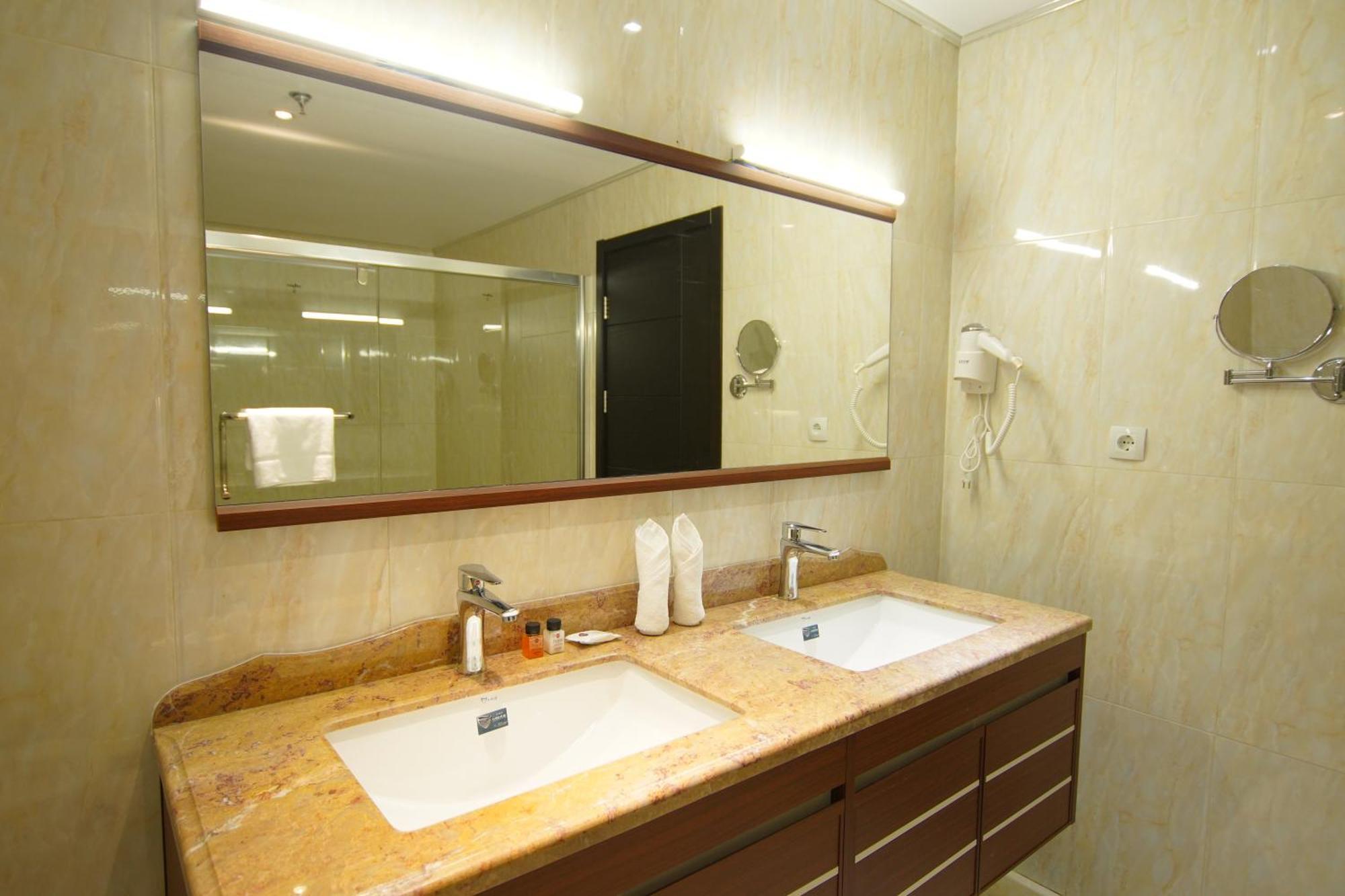 Best Western Premier Dynasty Addis Abeba Exterior foto